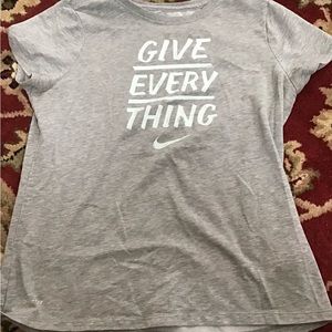 Nike t shirt girls Xl